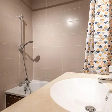 Cap Eden Du Lac Furnished Apartment Aix-les-Bains